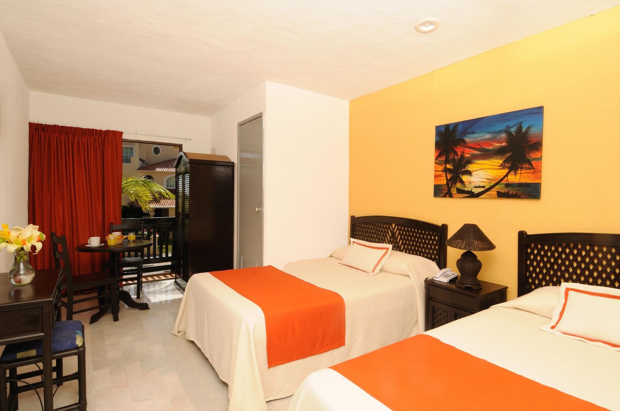 Hotel Imperial Laguna Faranda Cancun Exterior photo