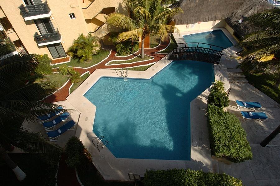 Hotel Imperial Laguna Faranda Cancun Exterior photo