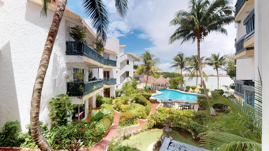 Hotel Imperial Laguna Faranda Cancun Exterior photo