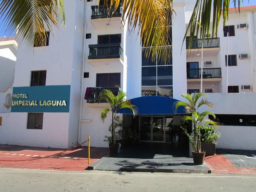 Hotel Imperial Laguna Faranda Cancun Exterior photo
