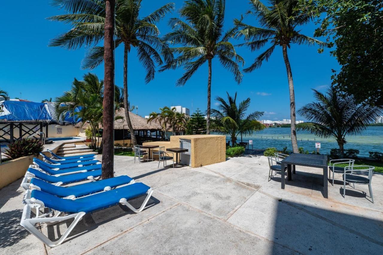 Hotel Imperial Laguna Faranda Cancun Exterior photo