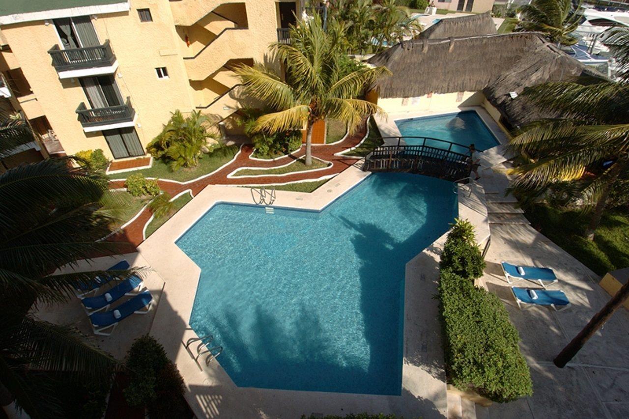 Hotel Imperial Laguna Faranda Cancun Exterior photo